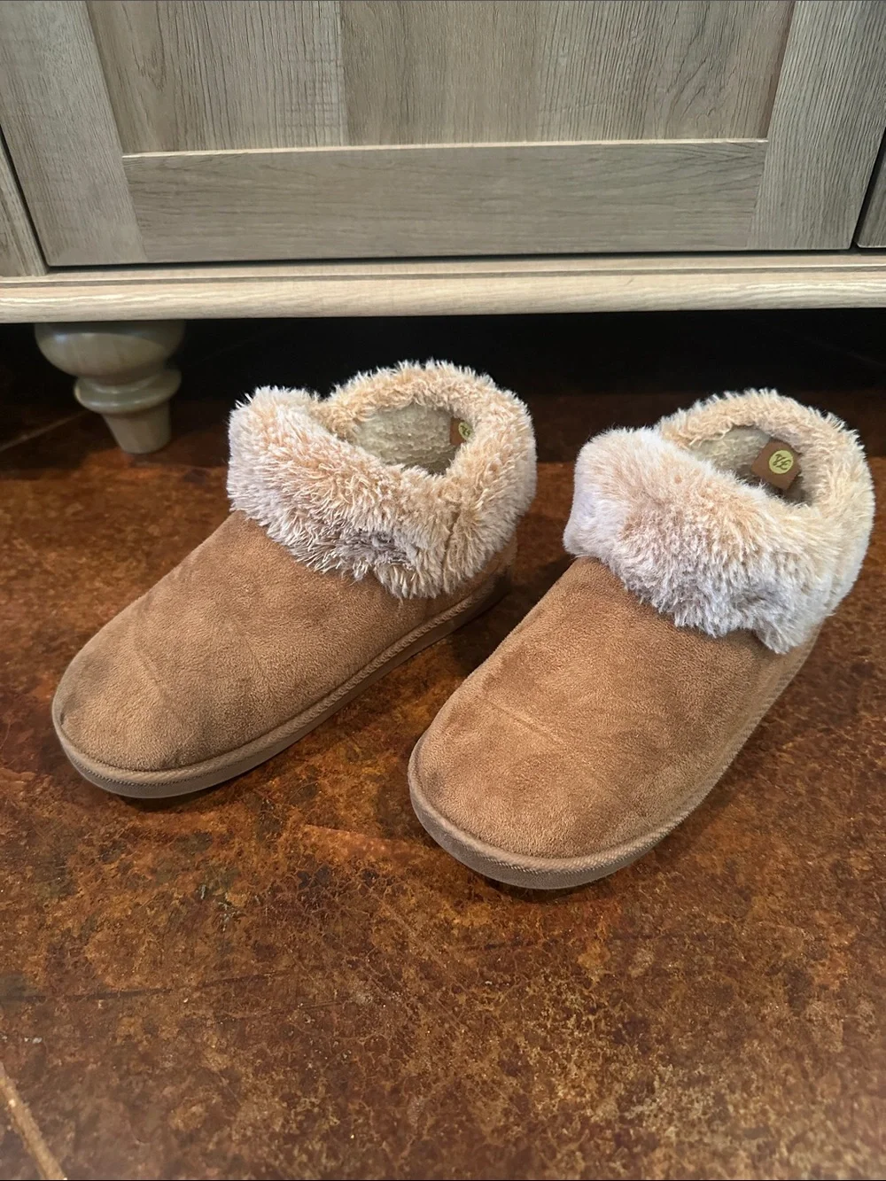 Kids Cozy Faux-Fur Lined Brown Boot Slippers